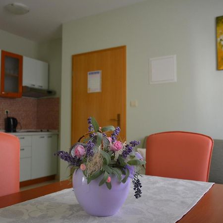 Apartmani Vujcic Makarska Kültér fotó