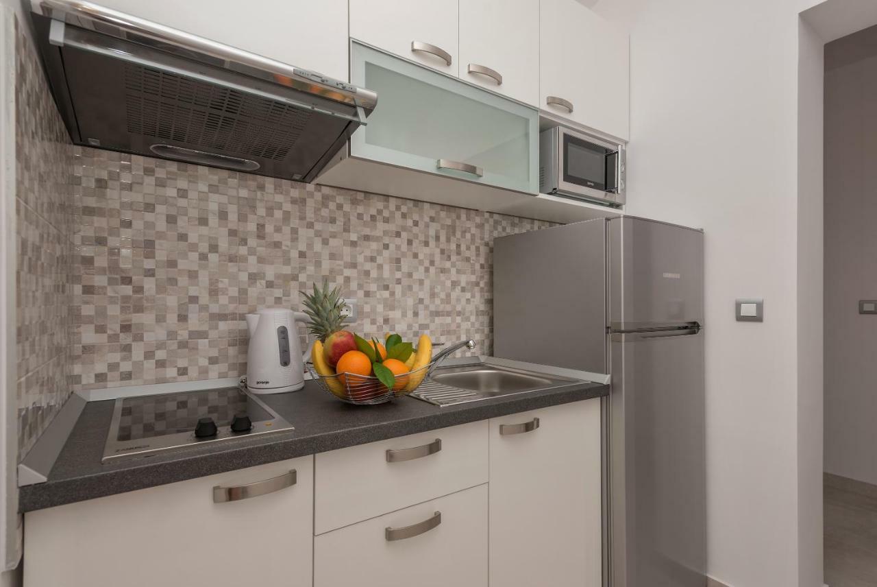 Apartmani Vujcic Makarska Kültér fotó