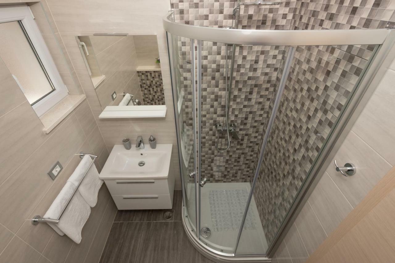 Apartmani Vujcic Makarska Kültér fotó