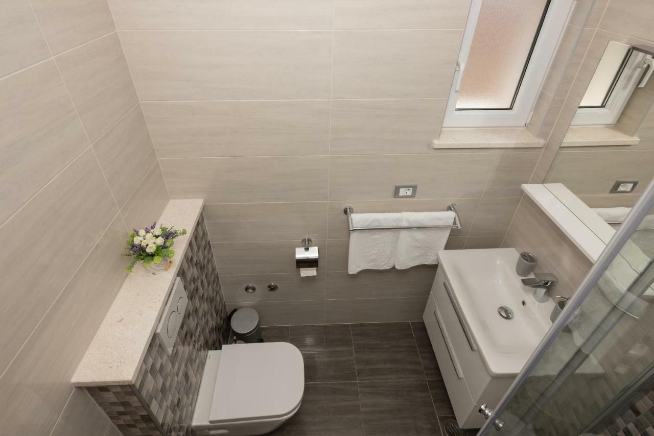 Apartmani Vujcic Makarska Kültér fotó